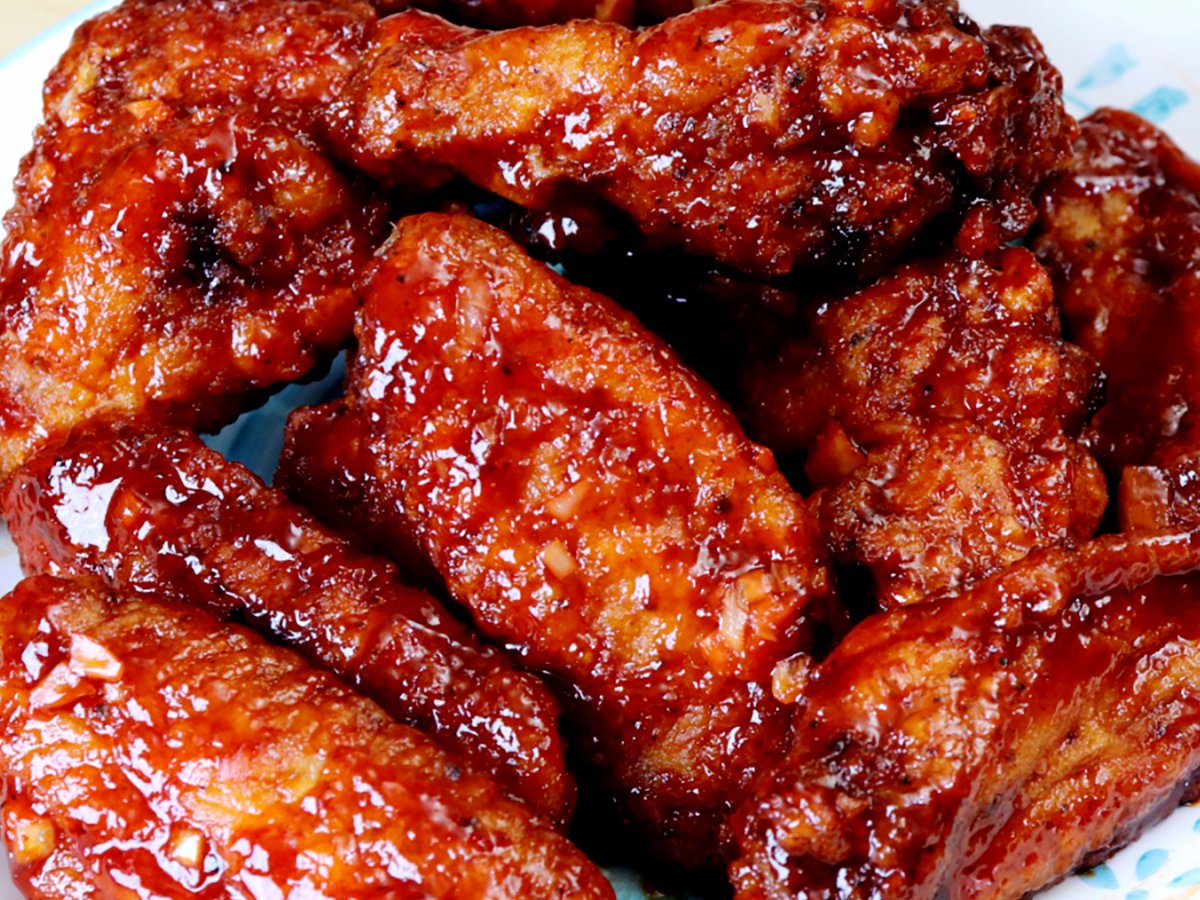 Fillipo’s Buffalo chicken wings